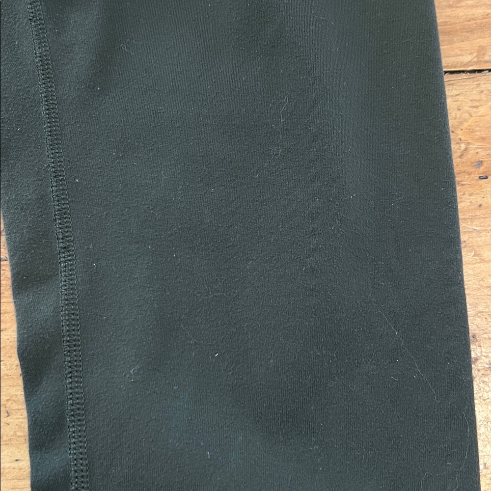 Lululemon Align super-high rise size 4 - Picture 13 of 13